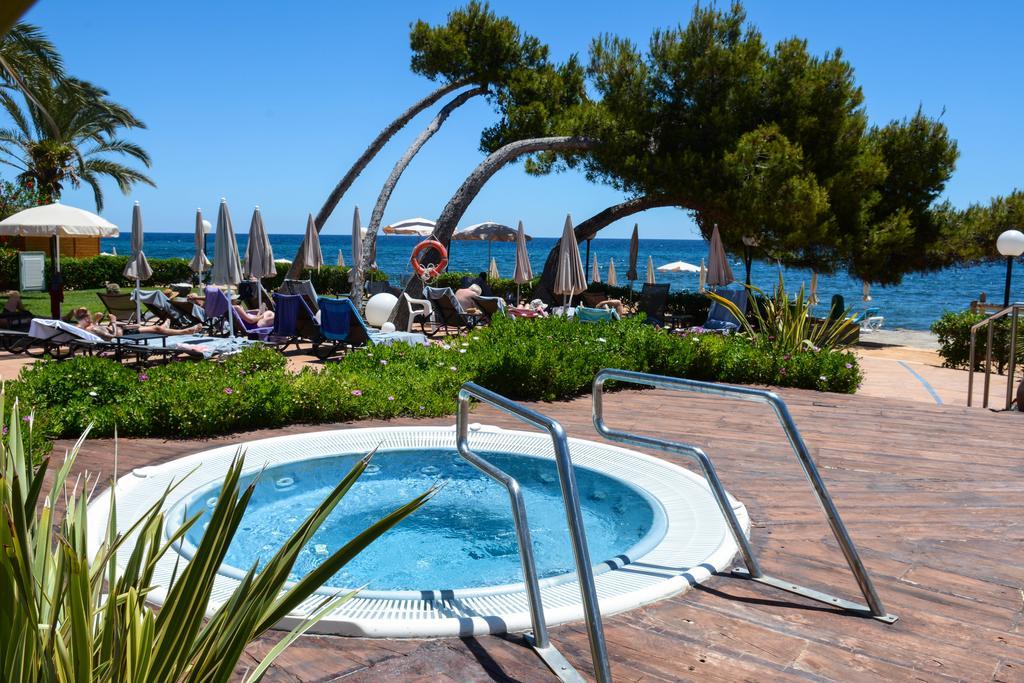 Catalonia Ses Estaques - Adults Only Santa Eulária des Riu Exterior foto